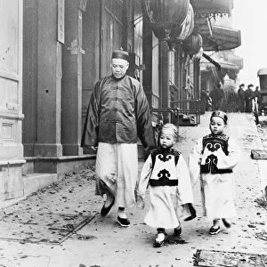 Children of High Class, Chinatown, San Francisco, 1896-1906 (b / w photo)