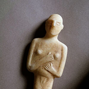 Female idol, schematic figurine, white marble, 3200-2000 BC