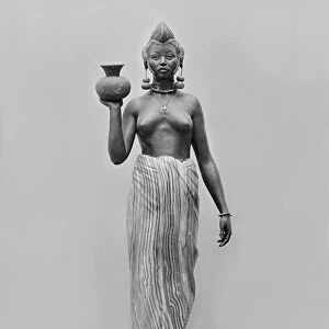 Foulah woman, 1904 (marble, bronze & onyx) (b / w photo)