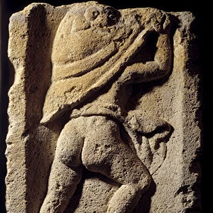 Galloromain art: a back carrier. Low relief from the excavations of Lutece. 50 BC-100 AD
