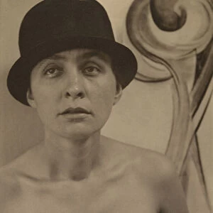 Georgia O Keeffe, 1918 (palladium print)