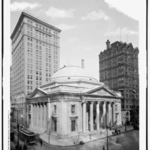 Girard Trust Building, Philadelphia, Pa, c. 1905-20 (b/w photo)