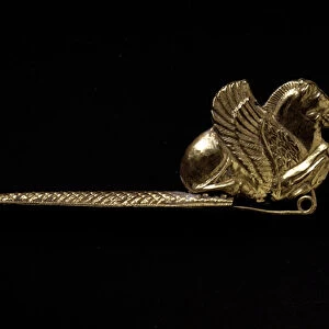 Gold fibula, 6th century BC