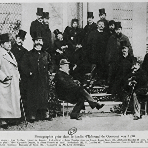 Group in the garden of Edmond Huot de Goncourt, c. 1890 (b / w photo)