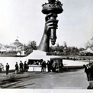 The Hand and Torch of the Statue of Liberty, 1876 (b / w photo)