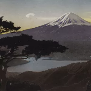 Japan, c. 1912: Mount Fuji from Misaka Pass (photo)