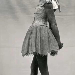 Little Dancer, Aged 14 (polychrome bronze, muslin, satin and wood base) (b / w photo)