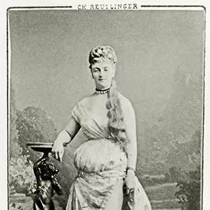 Mery Laurent on stage, c. 1888-89 (b / w photo)
