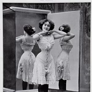 Model presenting the Thylda corset, photo Felix - in "Les Modes", Dec