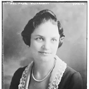 Mrs. Mabel Willebrandt, c. 1920-25 (b / w photo)