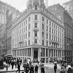 Office of J. P. Morgan & Co. New York, c. 1900-06 (b / w photo)