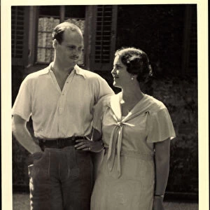 Photo Ak Hereditary Grand Duke George Donatus of Hesse with wife (b / w photo)