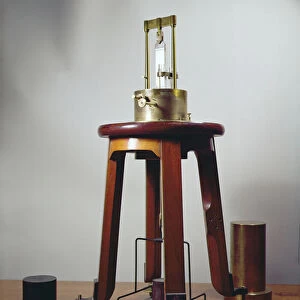 Piezoelectric quartz apparatus, designed by Pierre (1859-1906) and Jacques Curie, 1897