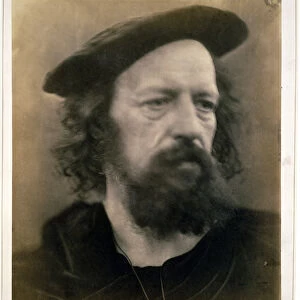 Portrait of Alfred, Lord Tennyson (b / w photo)