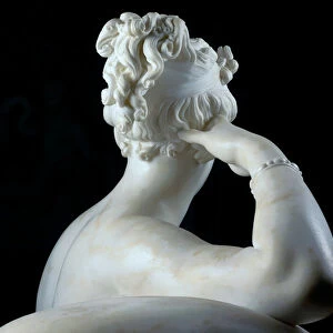 Portrait of Paolina Borghese: detail of her shoulders and hand which grazes her hair at the back of her neck