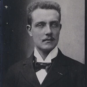 Prince Henri d Orleans (1867-1901) (b / w photo)