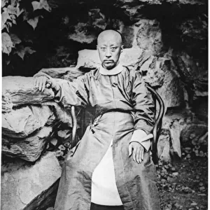 Prince Kung, c. 1872 (b / w photo)