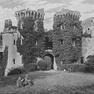 Raglan Castle, the Gateway (b / w photo)