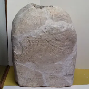 Rectangular White Ware vessel, Jericho, Neolithic B, c. 1000-6000 BC (clay) Rectangular White Ware vessel, Jericho, Neolithic B, c. 1000-6000 BC (clay)