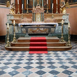 Saint-Hippolyte church. Altar. Thonon. France