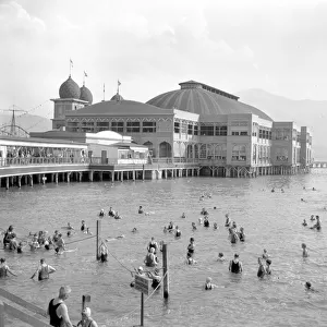 Saltair - Pavilion, c. 1925-30 (b / w photo)