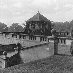 The South-West Garden-House at Batsford (b / w photo)