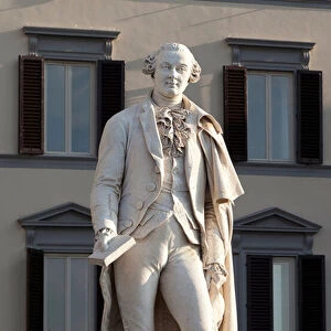 Statue of Carlo Goldoni (1707-1793), Italian playwright, creator of modern Italian theatre, Sculpture by Ulisse Cambi (1807-1895). Photography, KIM Youngtae, Florence, Tuscany, Italy