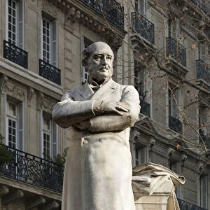 Statue of Francois Jules Suisse, known as Jules Simon (1814-1896) (photo)