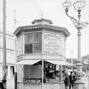 Street kiosk, c. 1904 (b/w photo)