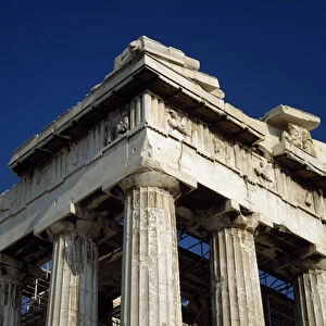 Temple of the Parthenon, dedicated to the goddess Athena, 447-432 BC (photography)