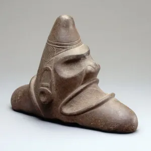 Three-pointer Zemi (stone) Three-pointer Zemi (stone)