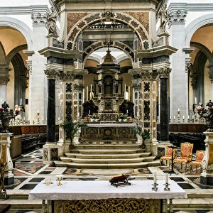 View of the altar with ciborium by Giovanni Battista Caccini (1556-1613