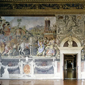 Wall in the Sala dell Udienza with frescoes of The Triumph of Camillus