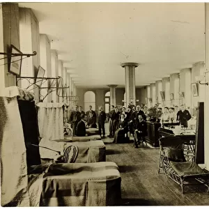 Ward at St. Thomas Hospital, London, c. 1890 (b / w photo)