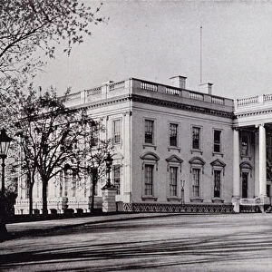 Washington, DC: The White House, North Front (b / w photo)