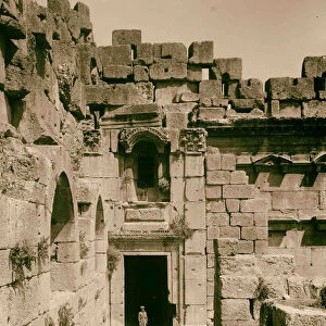 Baalbek Temple sun Doorway niche statue 1900
