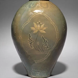 Flask Inlaid Lotus Design 1200s-1300s Korea Goryeo period