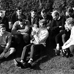 England 1966 world cup team with a baby who was given all their names