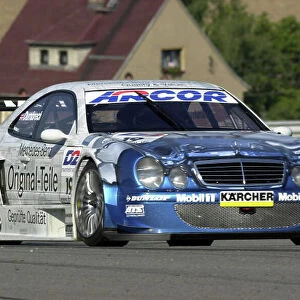2000 DTM Championship Sachsenring, Germany. 6th August 2000. Rd 5/10. Peter Dumbreck took 2nd place in both races. Action. World hardwick / LAT Photographic