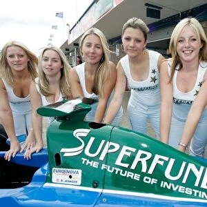2004 Superfund Euro3000 Championship Superfund Girls Donington Park 29th August 2004 World Copyright Jakob Ebrey / LAT Photographic