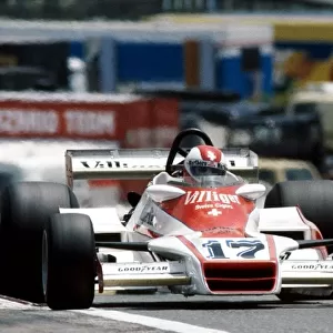 Formula One World Championship: Clay Regazzoni Shadow DN9 was classified in fifteenth and last position after stopping on lap 68 with a broken