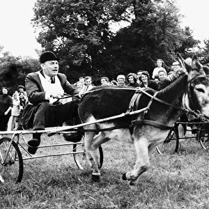 Enoch Powell Conservative MP trap racing 1971