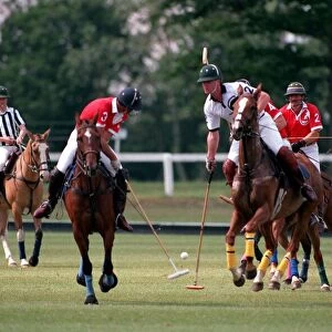 PRINCE OF WALES AND MAJOR JAMES HEWITT PLAYING POLO - 91 / 6483 -----