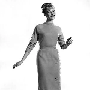 Reveille Fashions: Jo Waring. January 1962 P008921