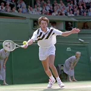 Wimbledon Tennis. Stefan Edberg v. Michael Stich. July 1991 91-4275-112