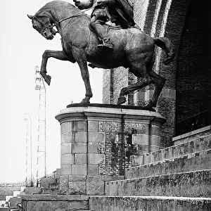 Equestrian statue of Benito Mussolini; until the fall of fascism, this statue was in the Littoriale (Stadio comunale) in Bologna