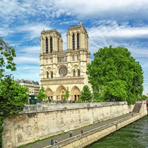France, Paris, Notre Dame Cathedral