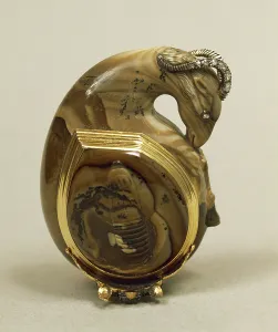 Agate Prints: Agate snuffbox in shape of ram's head