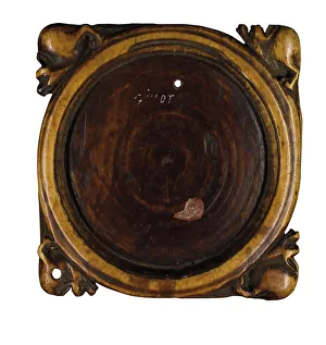 Carved mirror case cover, Paris, c.1310-20 (ivory) (see also 1199683) Carved mirror case cover, Paris, c.1310-20 (ivory) (see also 1199683)