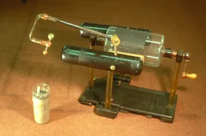 Generator Prints: Cylinder electrostatic machine, with Leyden jar (mahogany, brass & glass)